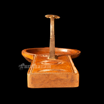 Chettinad Coconut Scraper (Tamil Initial - Na. Me.)