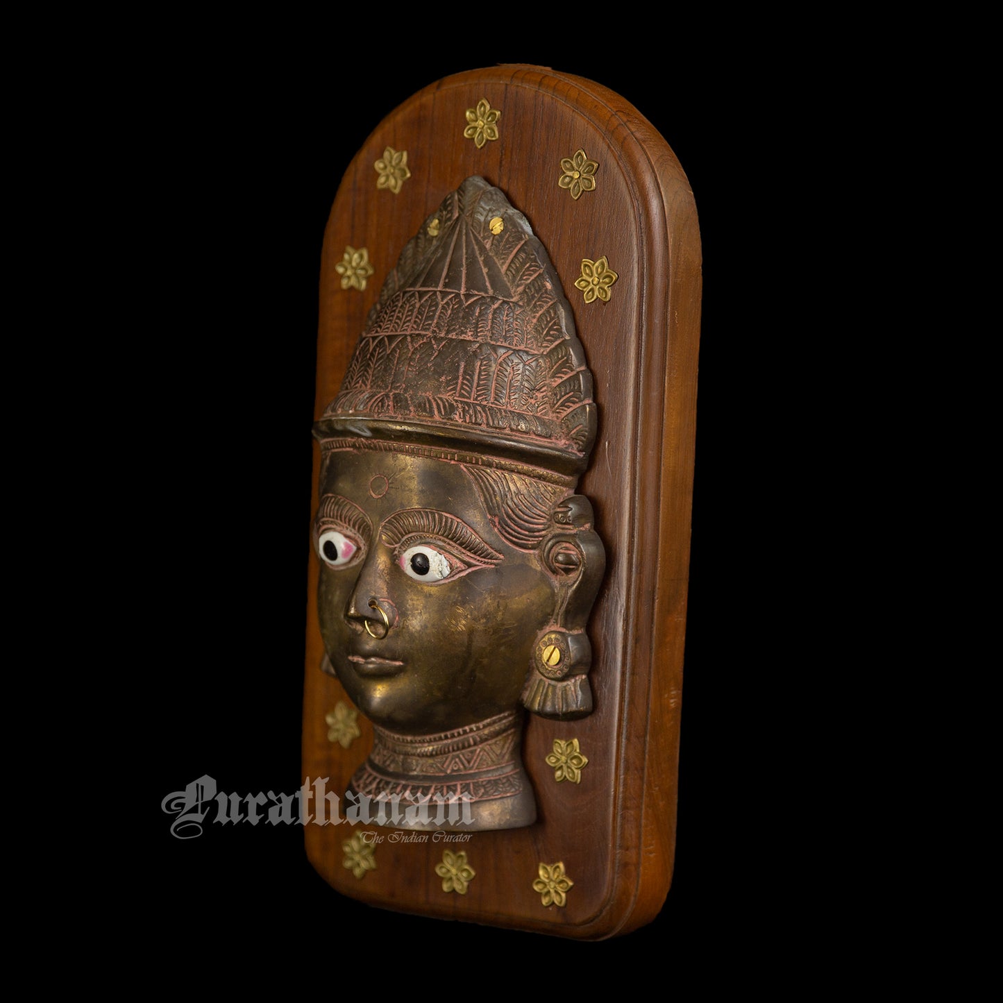 Gauri head plaque