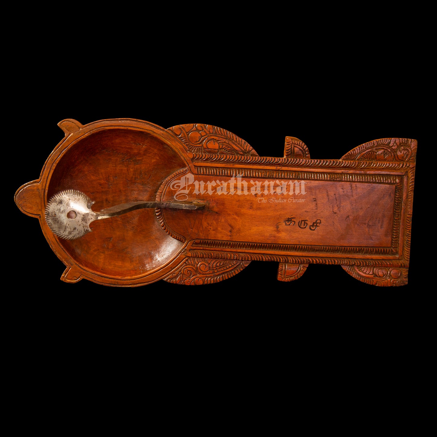 Chettinad Coconut Scraper (Tamil Initials: Ka. Ru. Si.)