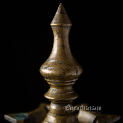 Kashi Samai Kuthuvilakku - Brass ( Oil Lamps)