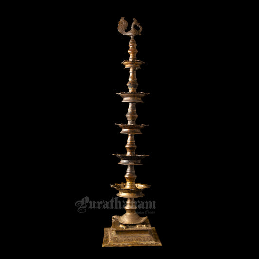 Deepasthambham Vilakku / Thattu Vilakku - Brass