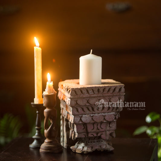 Wall bracket candle holder