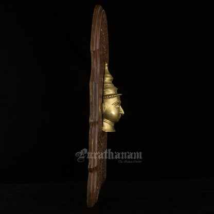 Gauri head plaque