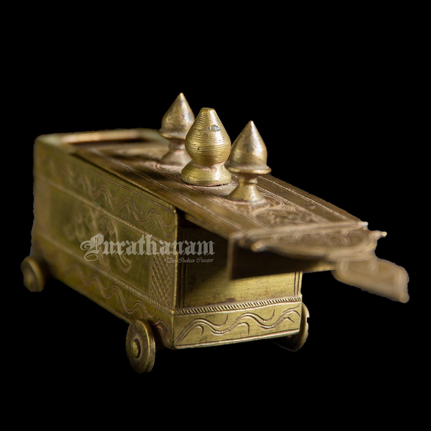 Vibhuti box (Bhasma box/ Holy ash container) - Brass